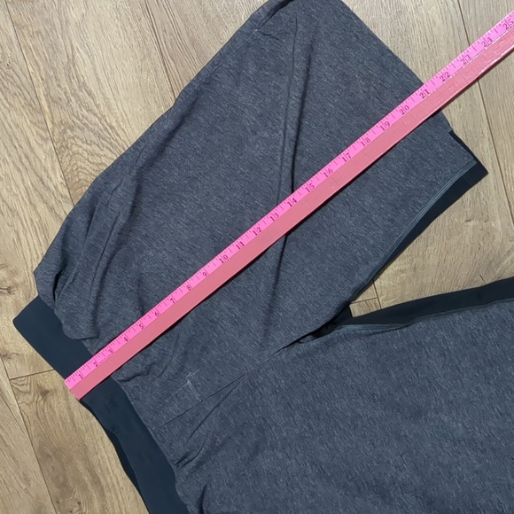 Lululemon T.H.E. Short Linerless Heathered Texture Printed Grey size Large - Picture 6 of 14